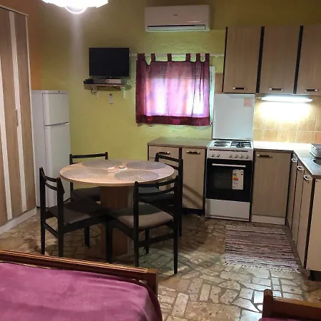 דירה Apartman Maslenica2 *